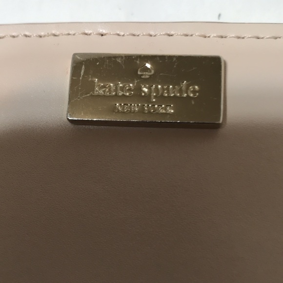 Kate Spade leather wallet with multiple credit card slots - Picture 2 of 5
